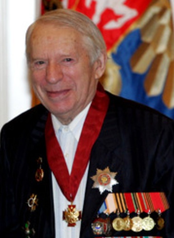Сергей Колос